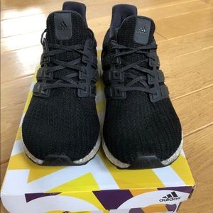 Black ultra boost